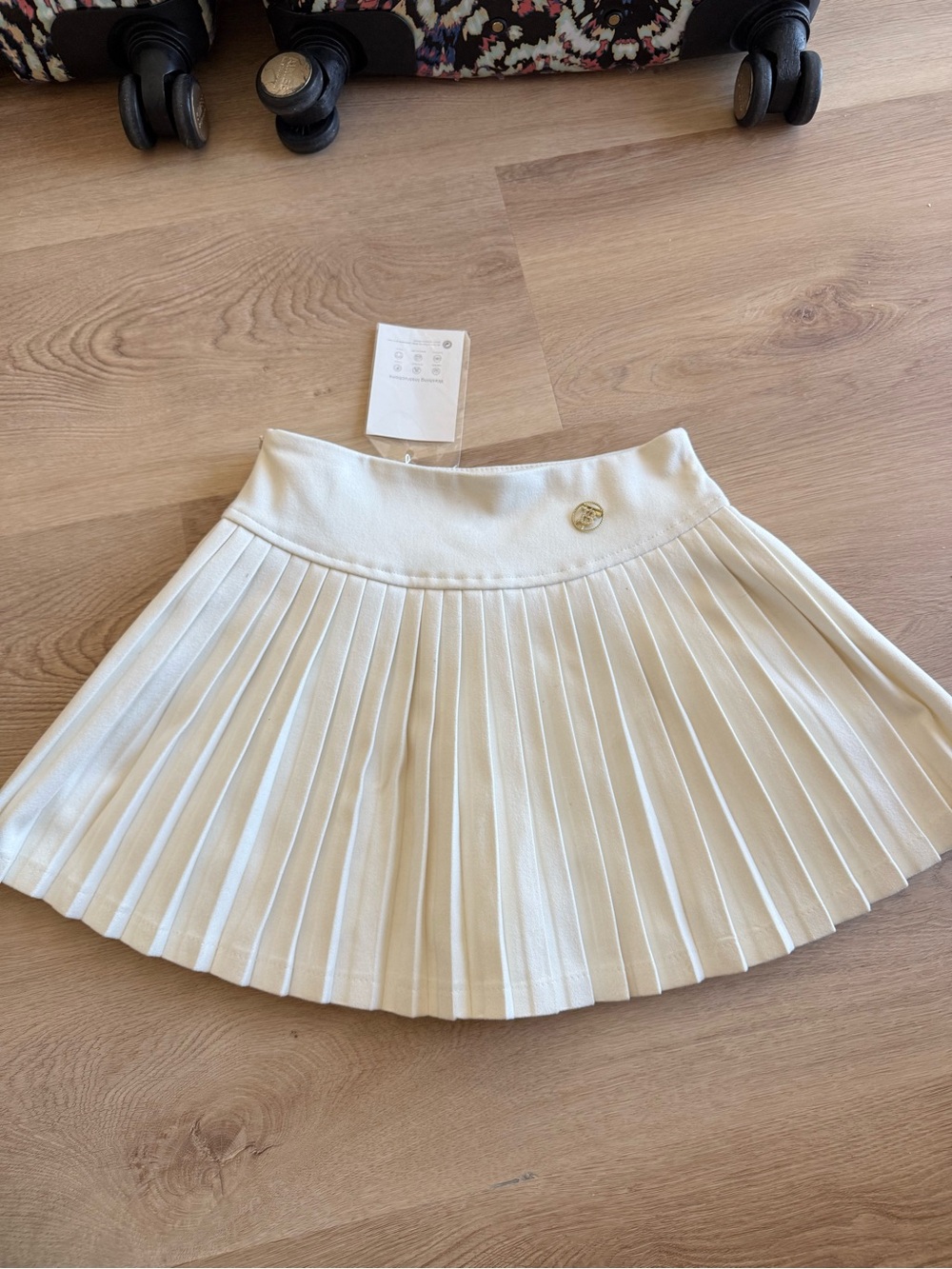 Freestyle Cream/White Pleated Skater/Tennis Mini Skirt with Gold Emblem